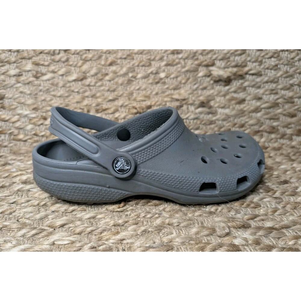 Crocs Classic Slip-On Clogs - Gray - Men's 6 Women's 8 Casual Comfort Sandals